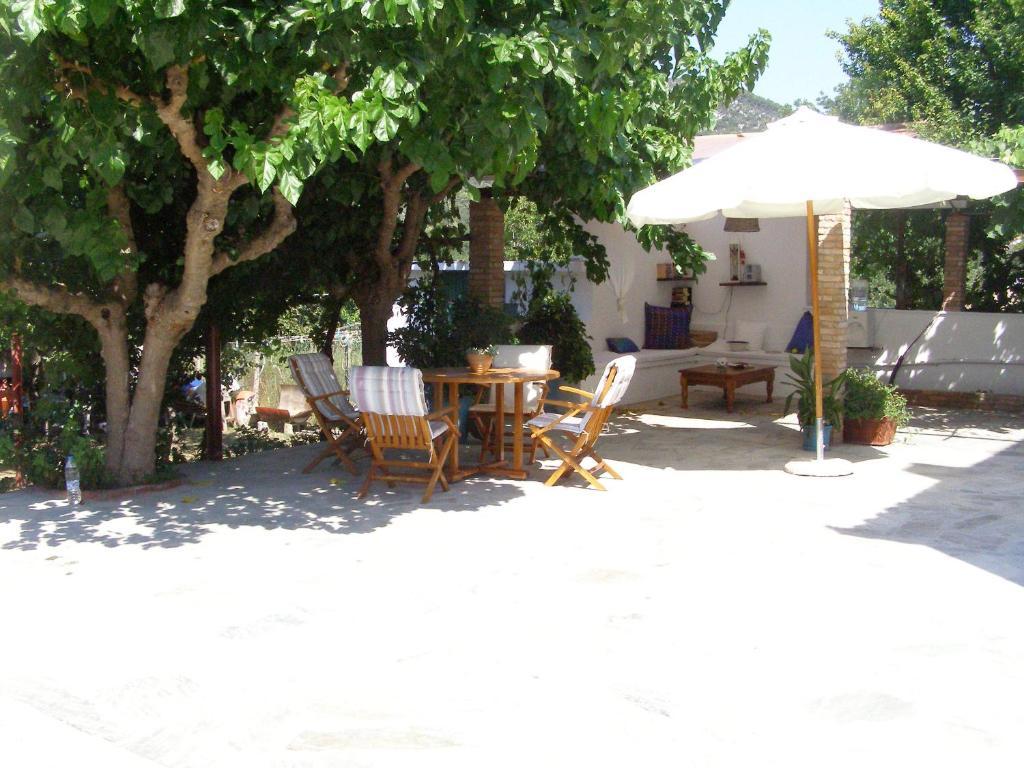 Betsanis Stafylos Apartments Exterior photo